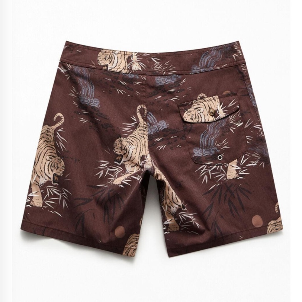 Brand : Rhythm | Style : Mens swim shorts | Color : Burgundy/Tigers